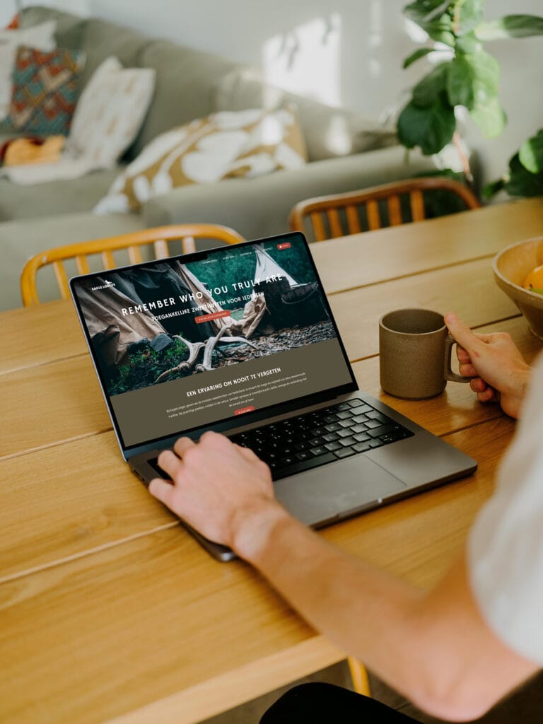 eaglelodges-macbook-2
